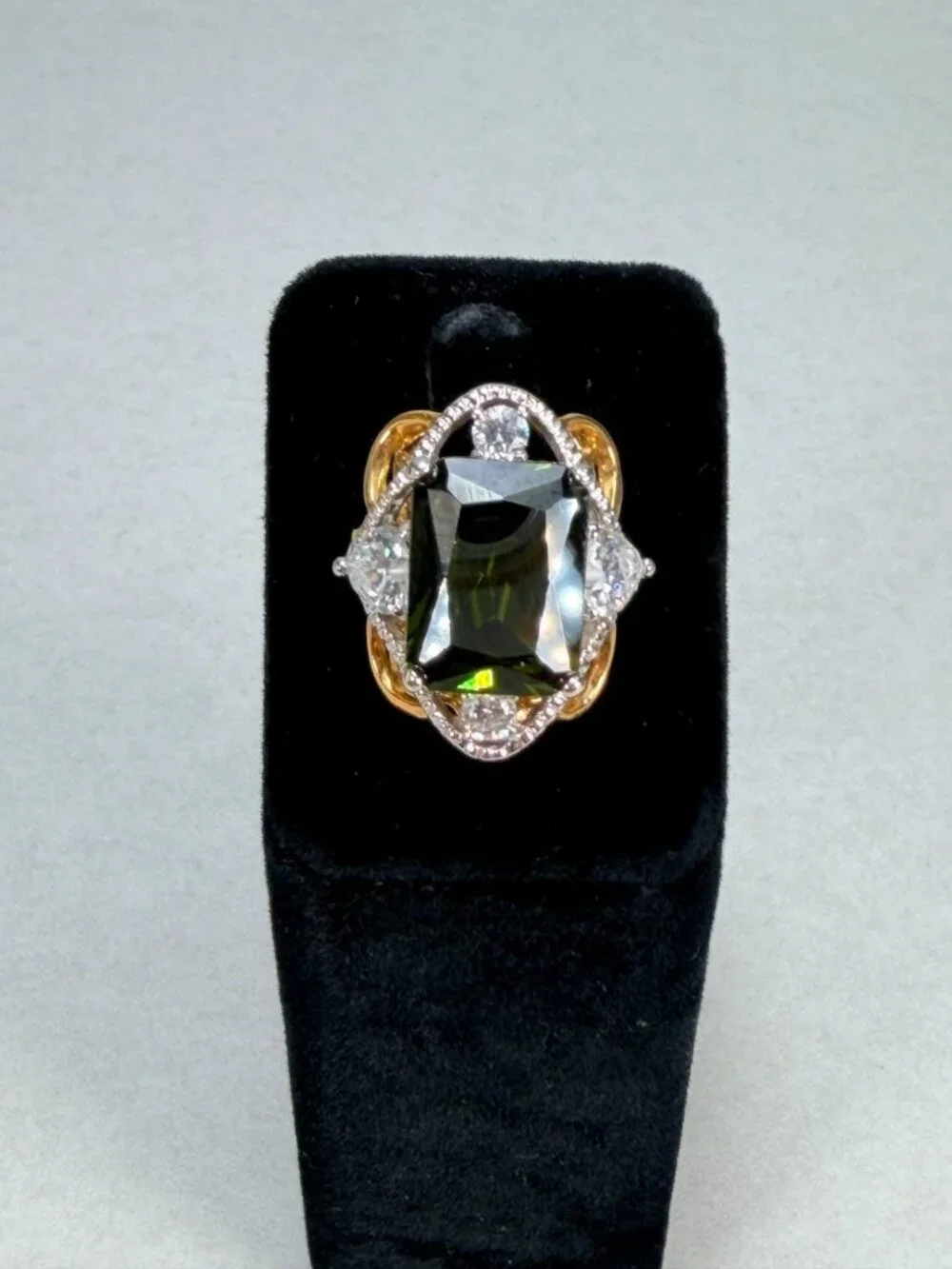Huge Emerald Cut Green Crystal Statement Ring Gold Tone Cocktail Fashion Gift